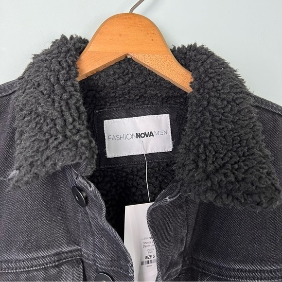 NWT! FASHION NOVA Men's Sherpa Collar Denim Jacket - Black - Picture 6 of 10